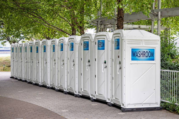Best Wedding porta potty rental  in Chagrin Falls, OH